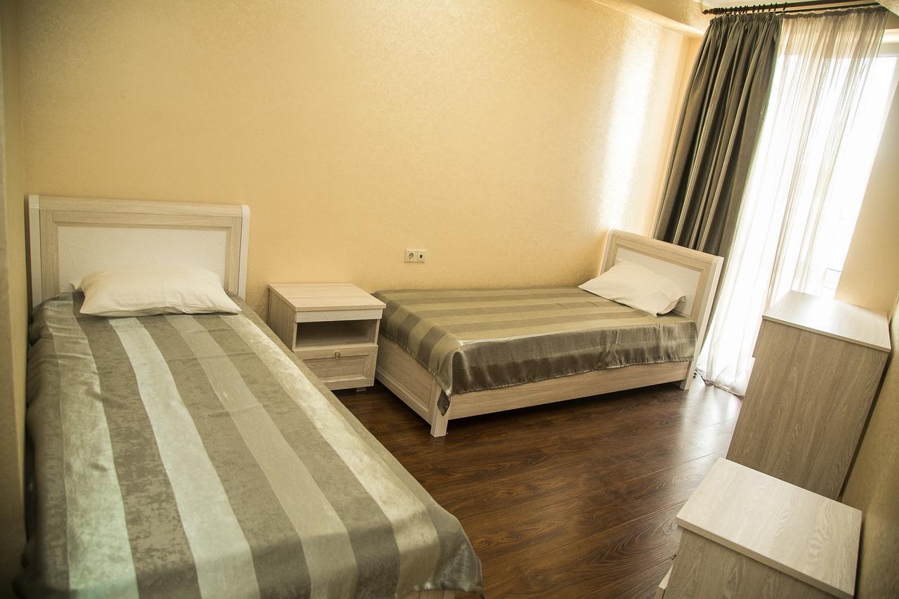 Gega Hotel Gagra Exterior foto