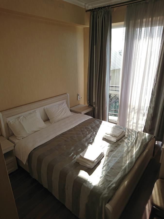 Gega Hotel Gagra Exterior foto